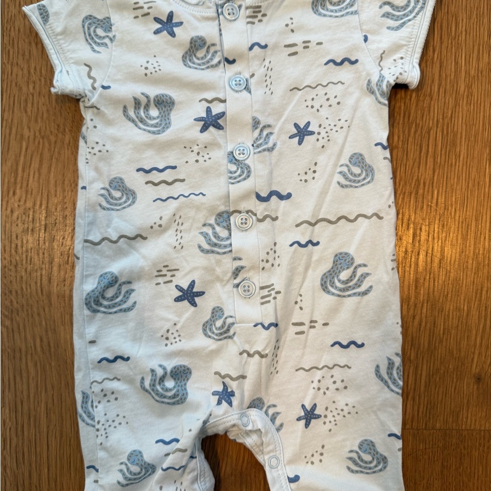 FEATHER BABY Octopus Romper